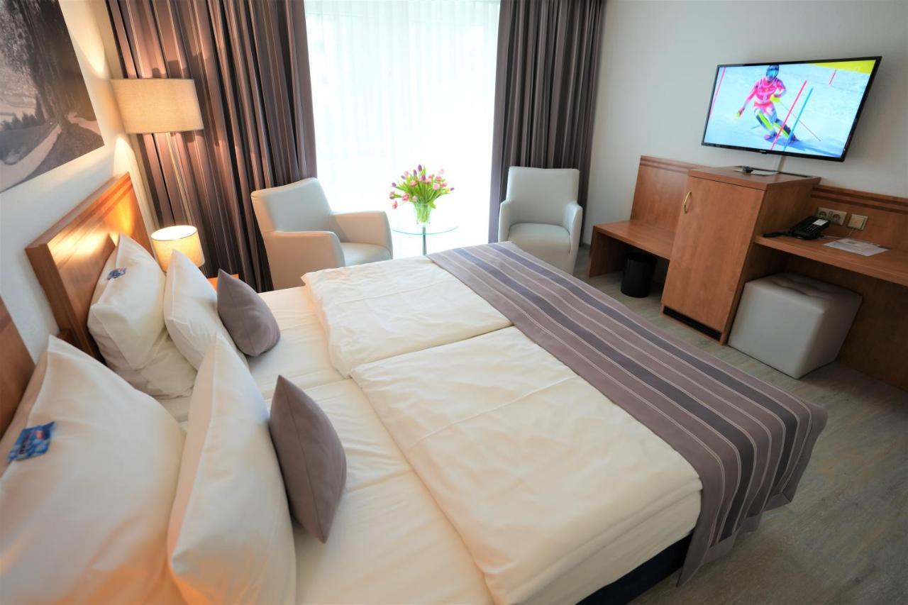 Parkhotel Sonnenberg Eltville am Rhein ภายนอก รูปภาพ