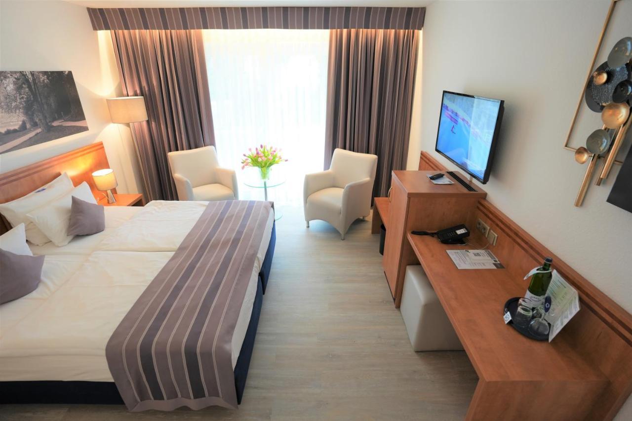 Parkhotel Sonnenberg Eltville am Rhein ภายนอก รูปภาพ
