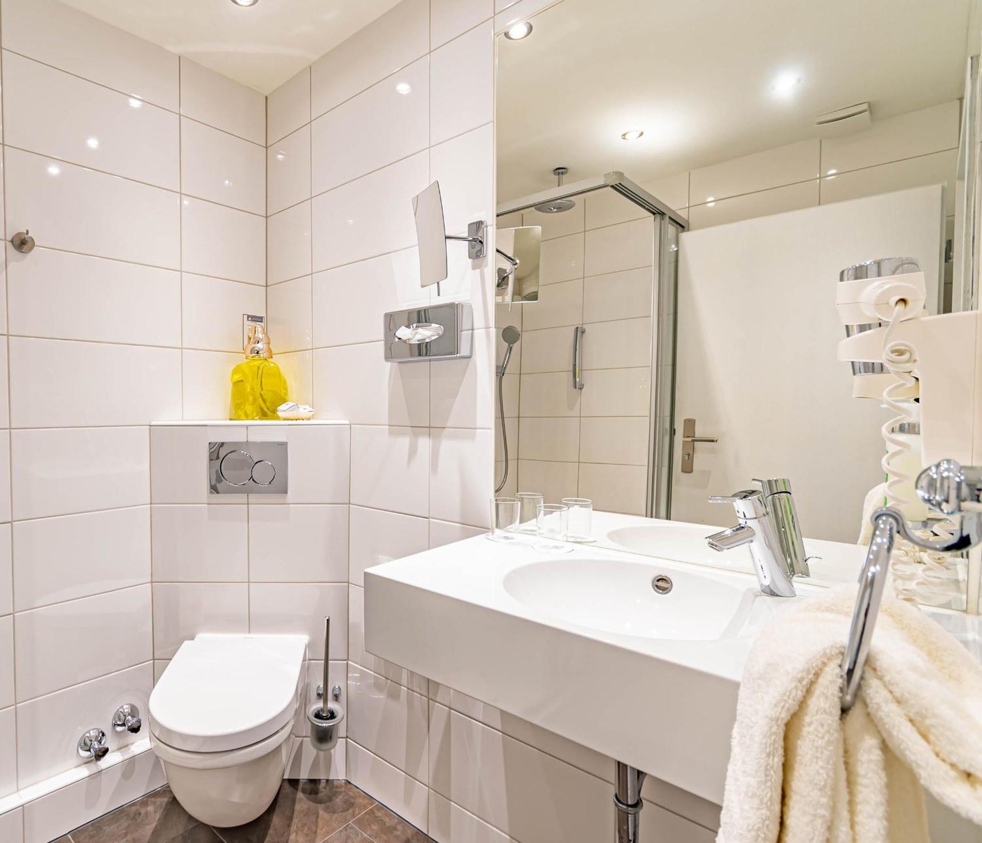 Parkhotel Sonnenberg Eltville am Rhein ภายนอก รูปภาพ