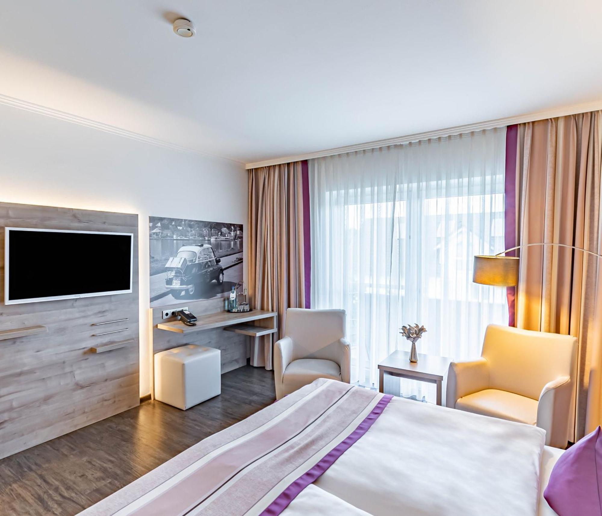Parkhotel Sonnenberg Eltville am Rhein ภายนอก รูปภาพ